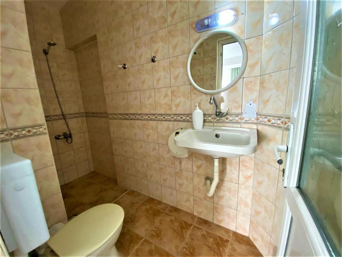 Gurkan Apart Hotel Далян Екстериор снимка
