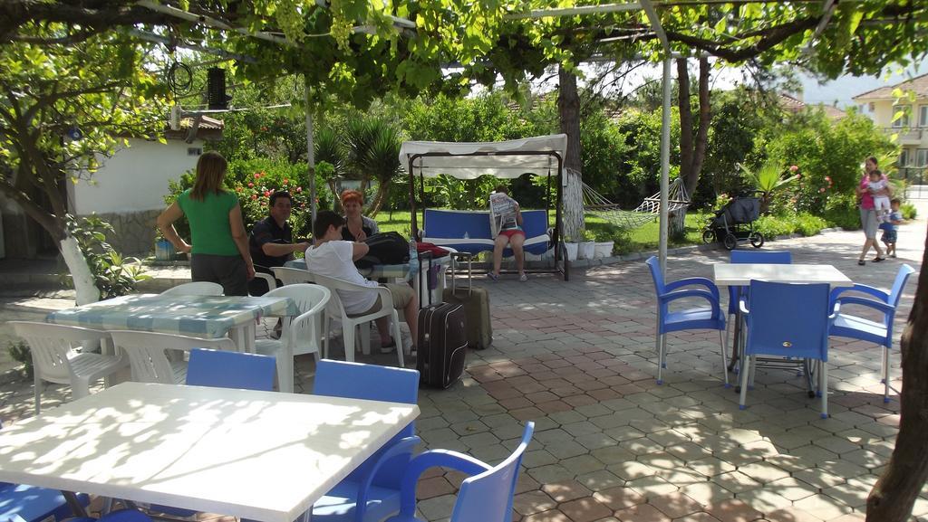 Gurkan Apart Hotel Далян Екстериор снимка
