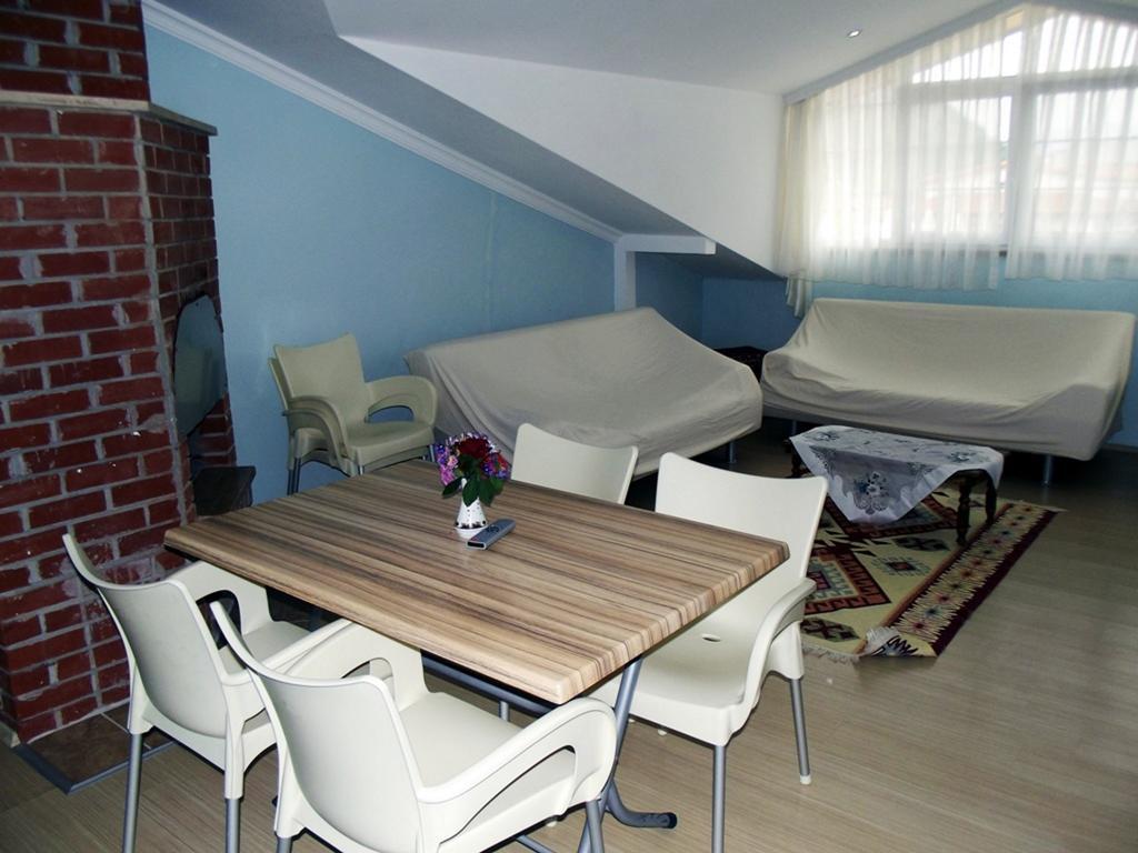 Gurkan Apart Hotel Далян Екстериор снимка