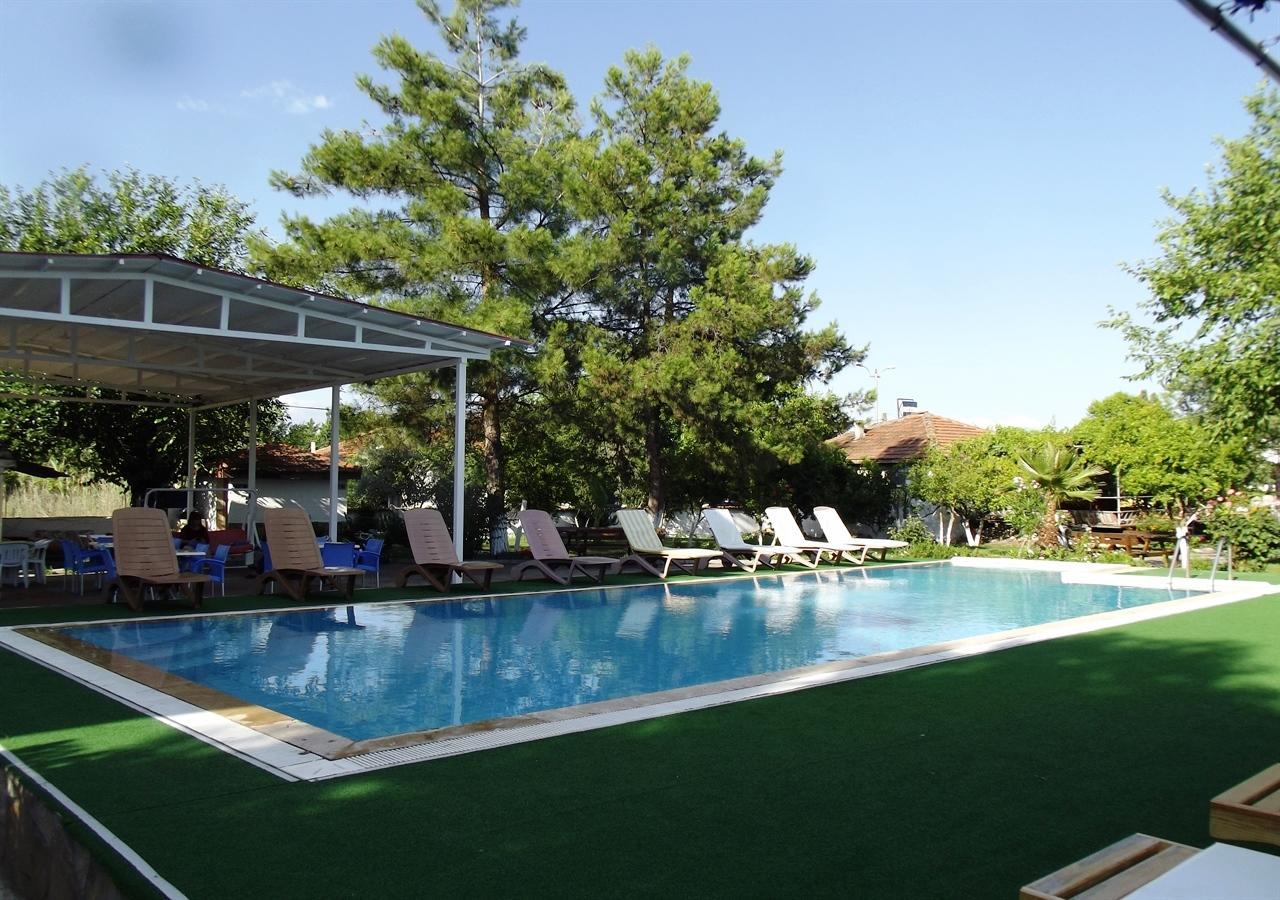 Gurkan Apart Hotel Далян Екстериор снимка